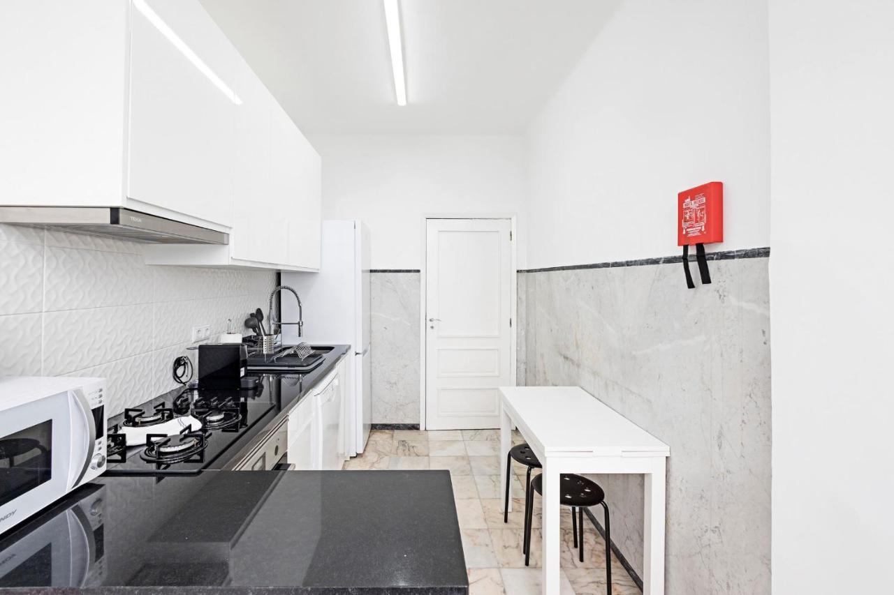 Torrinha 83 Apartments By Lovelystay Porto Bagian luar foto