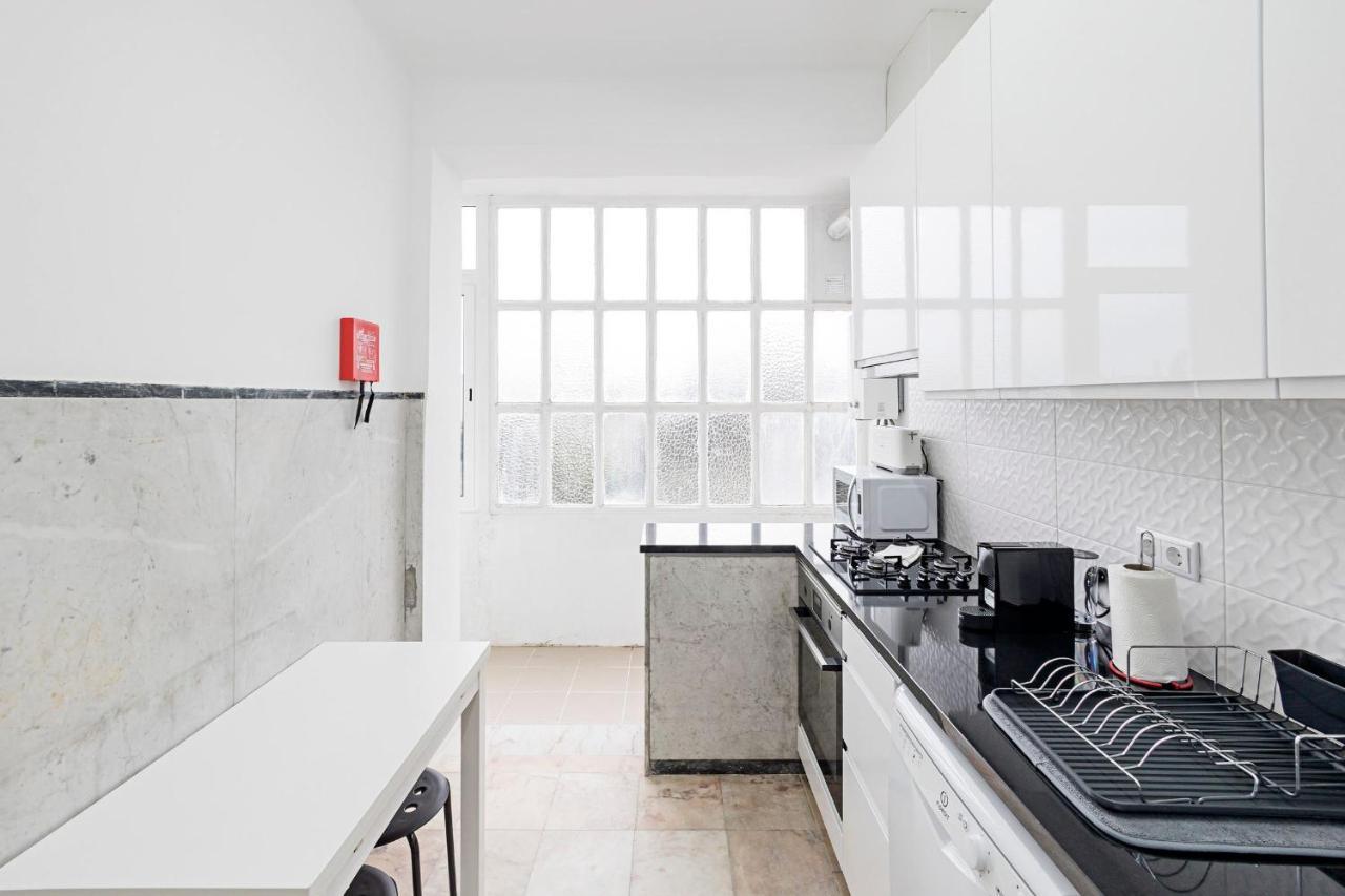 Torrinha 83 Apartments By Lovelystay Porto Bagian luar foto